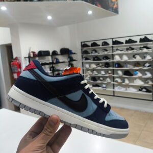 NIKE SB